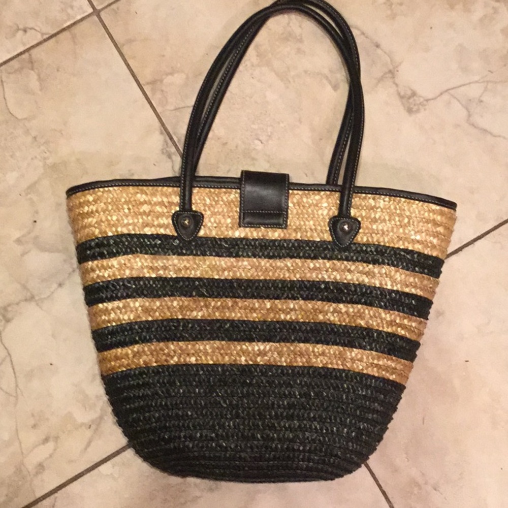 Wicker type bag in black